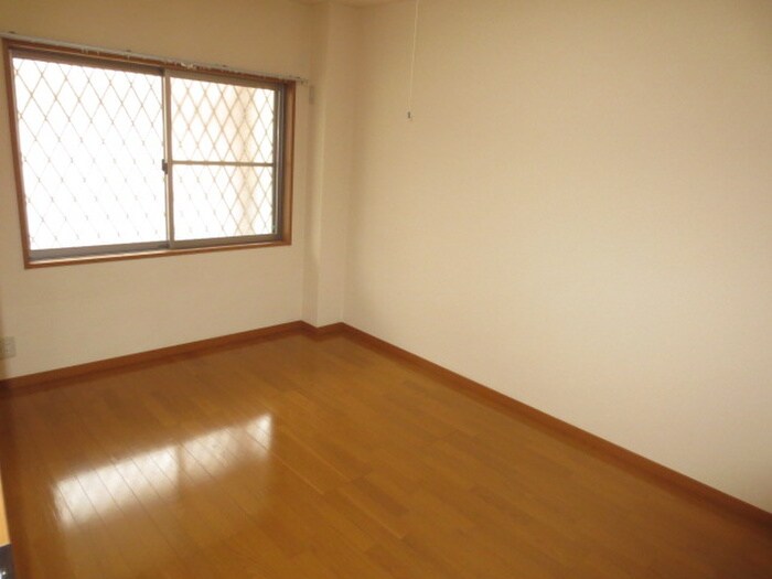 物件内観写真10　(居室)