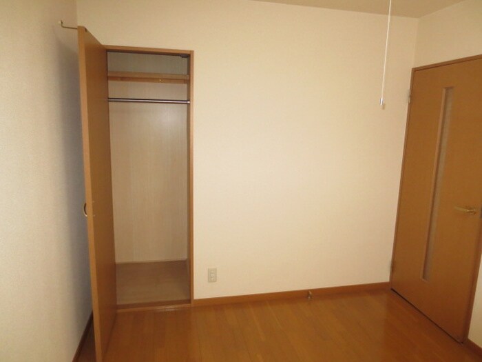 物件内観写真11　(居室)