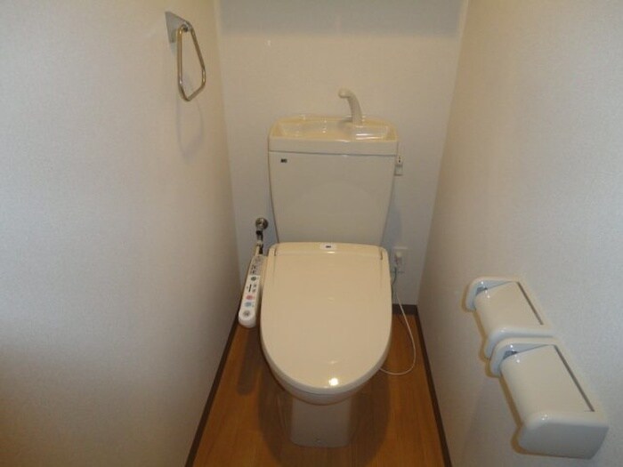 物件内観写真6　(トイレ)