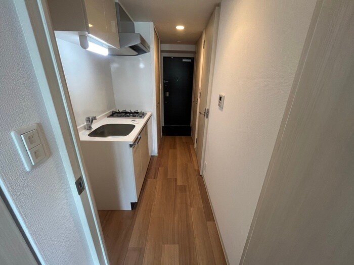 物件内観写真11　(廊下)