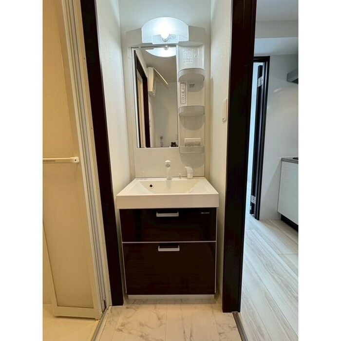 物件内観写真12　(洗面)