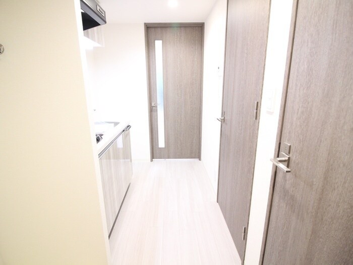物件内観写真9　(廊下)