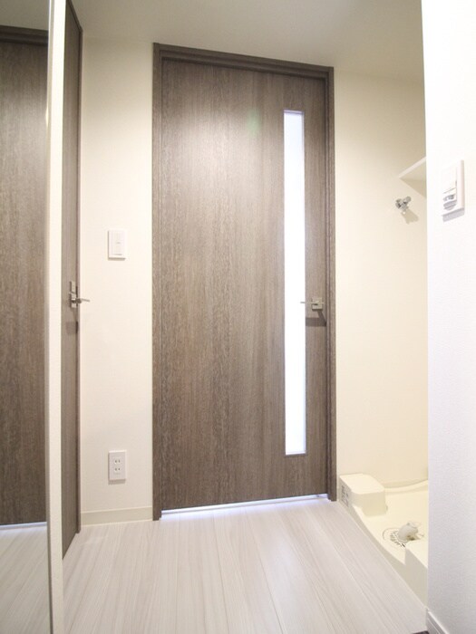 物件内観写真9　(廊下)