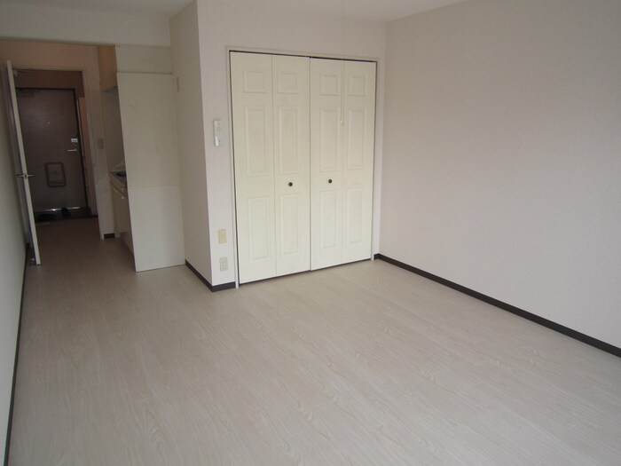 物件内観写真15　(居室)