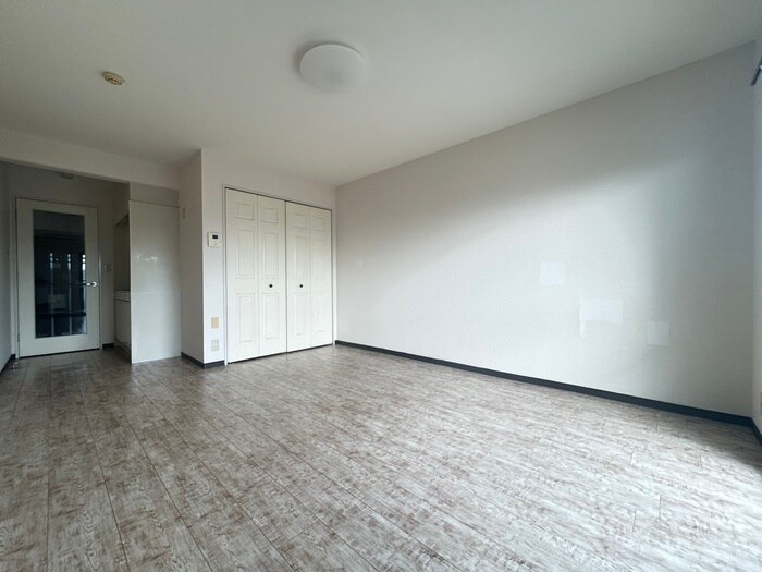 物件内観写真18　(居室)