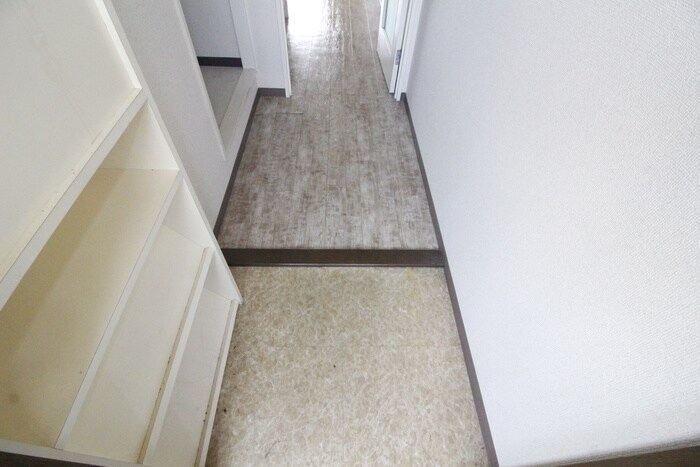 物件内観写真20　(玄関)