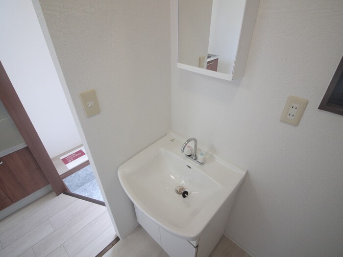 物件内観写真14　(洗面)