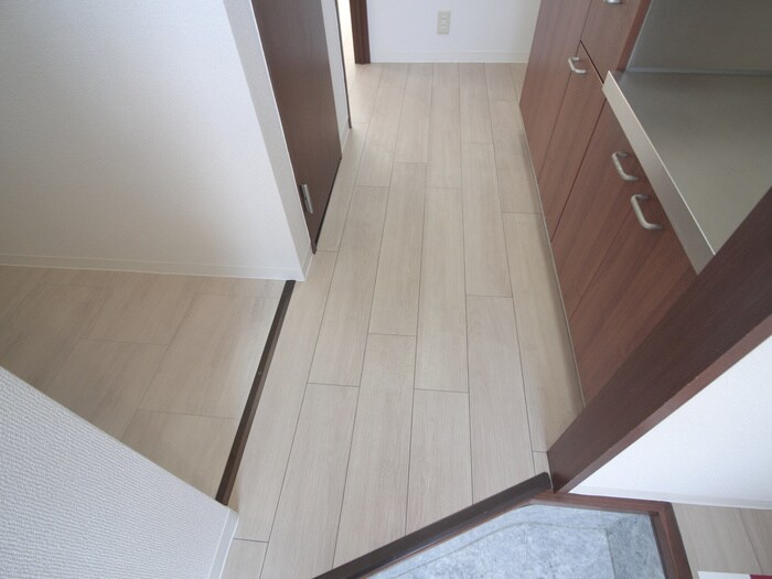 物件内観写真18　(廊下)