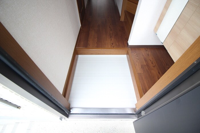 物件内観写真17　(玄関)