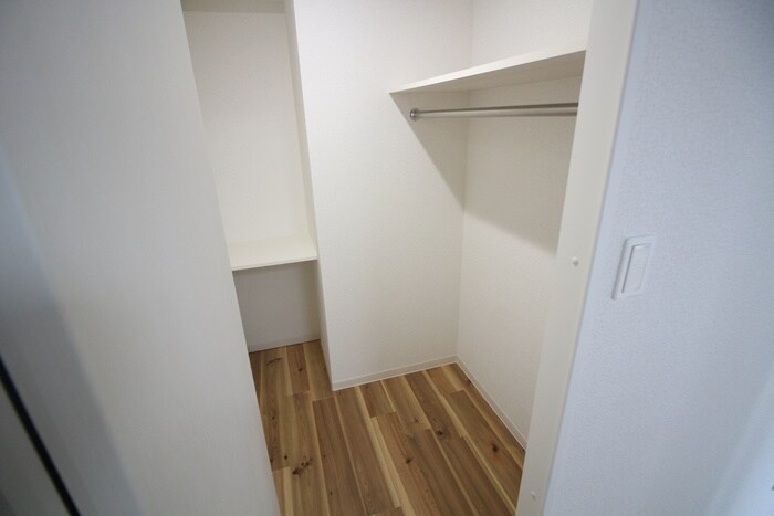 物件内観写真9　(収納)