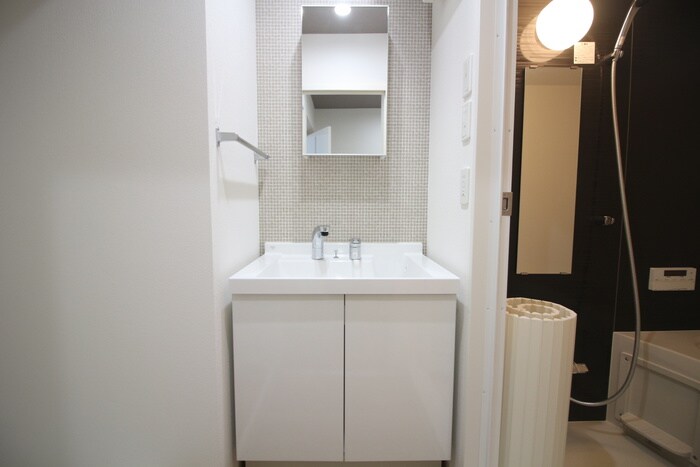 物件内観写真11　(洗面)