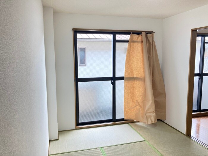 物件内観写真10　(居室)