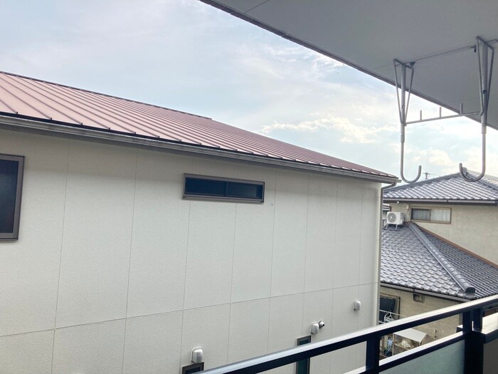 物件内観写真16　(室内からの展望)