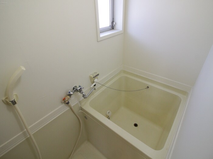 物件内観写真12　(バス／シャワールーム等)
