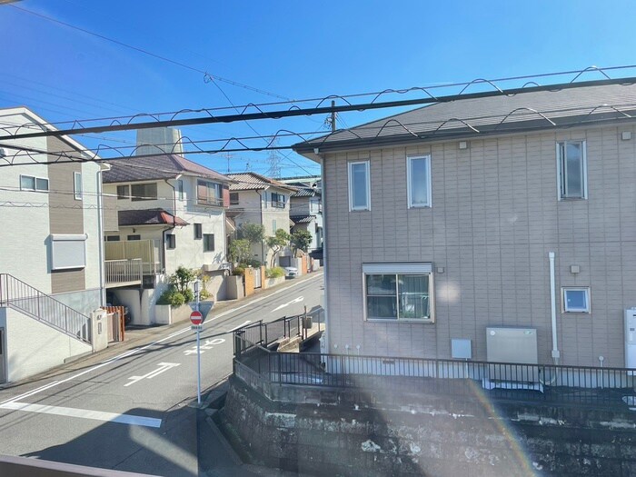 物件内観写真16　(室内からの展望)