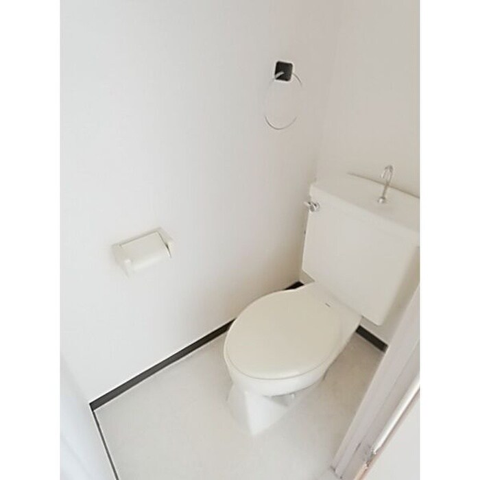 物件内観写真11　(トイレ)