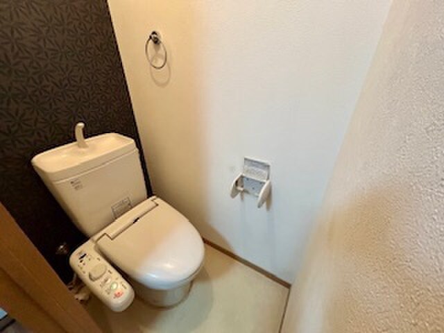 物件内観写真13　(トイレ)