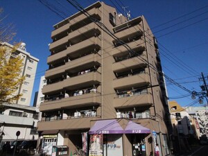 セカンドパ－ティ外観写真
