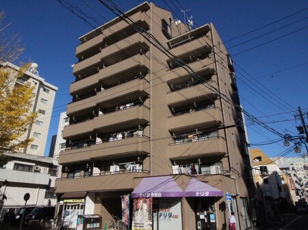 セカンドパ－ティ外観写真
