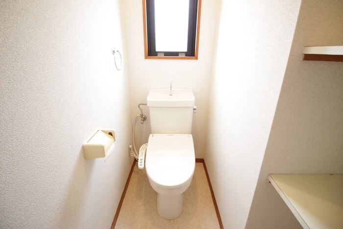 物件内観写真16　(トイレ)