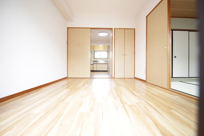 物件内観写真19　(居室)