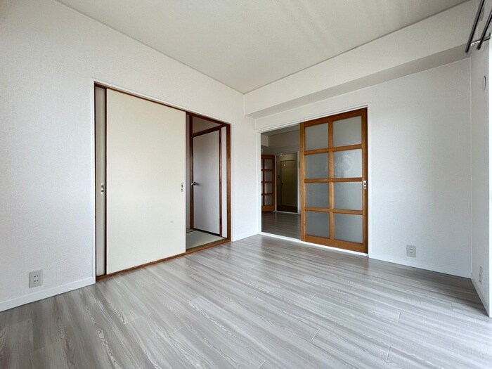 物件内観写真8　(居室)