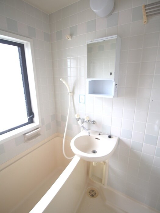 物件内観写真8　(バス／シャワールーム等)
