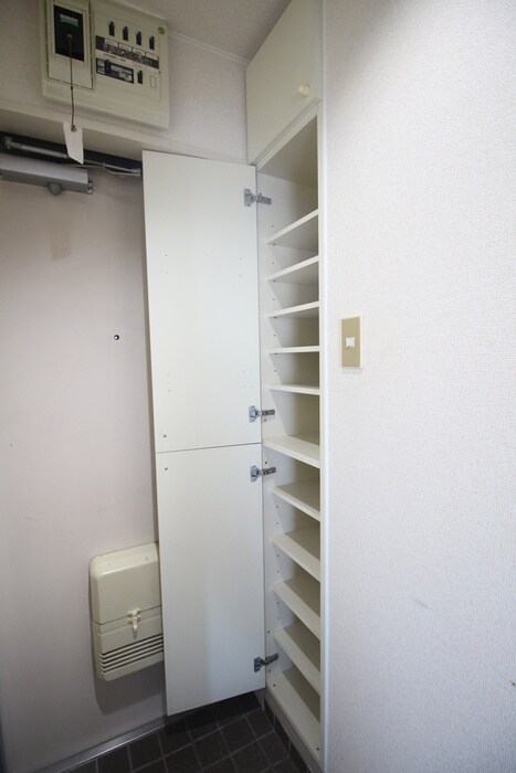 物件内観写真20　(靴箱)