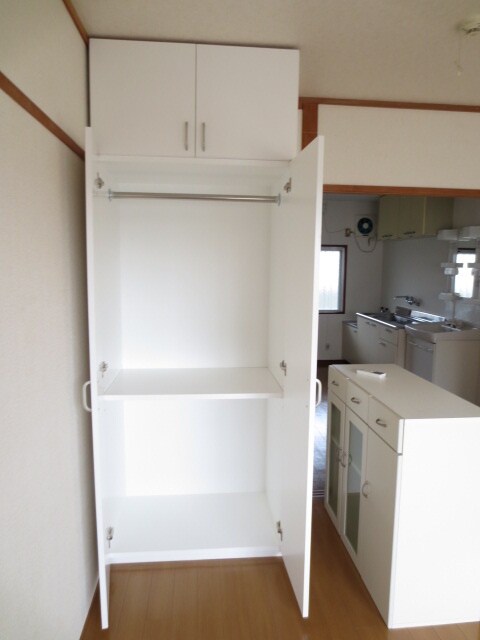 物件内観写真11　(収納)