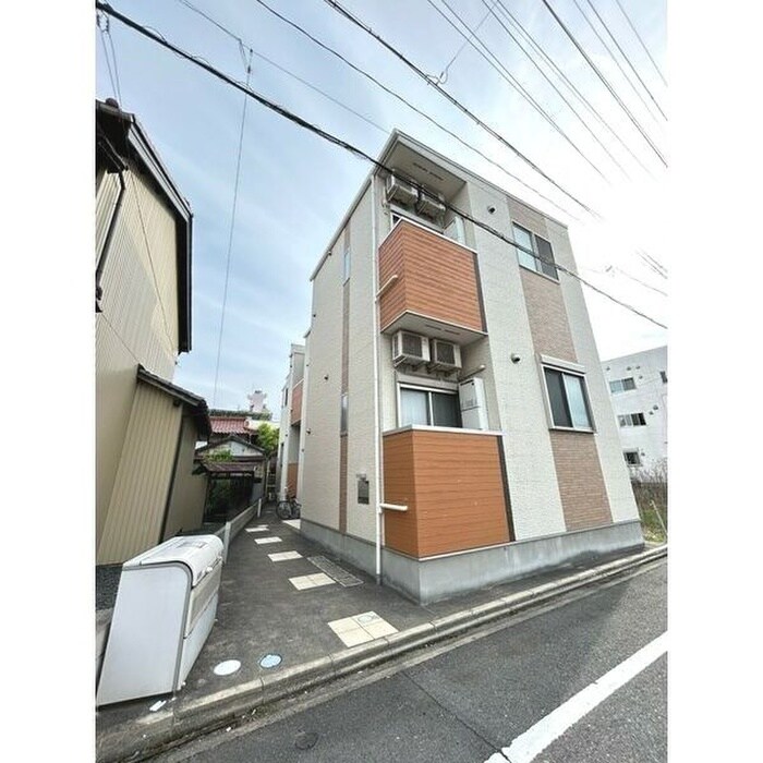 物件外観写真1　(外観写真)