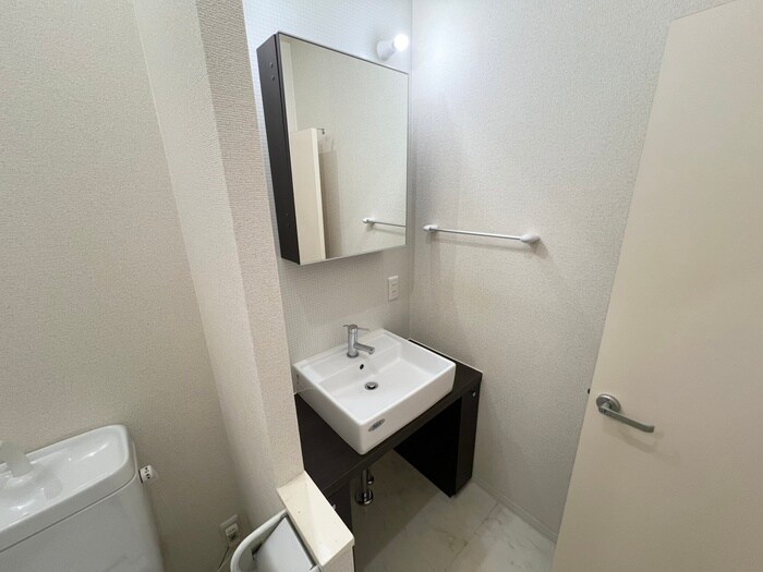 物件内観写真15　(洗面)