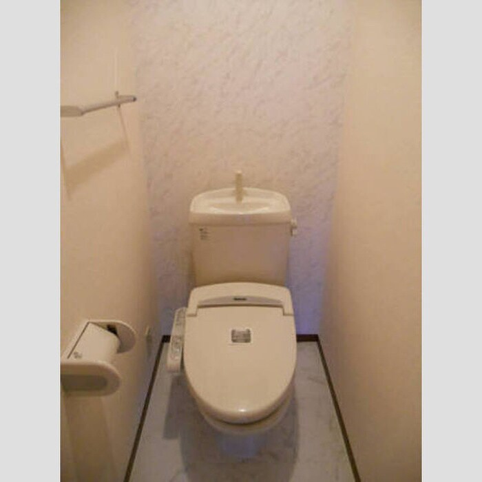 物件内観写真12　(トイレ)