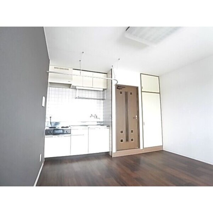 物件内観写真6　(居室)