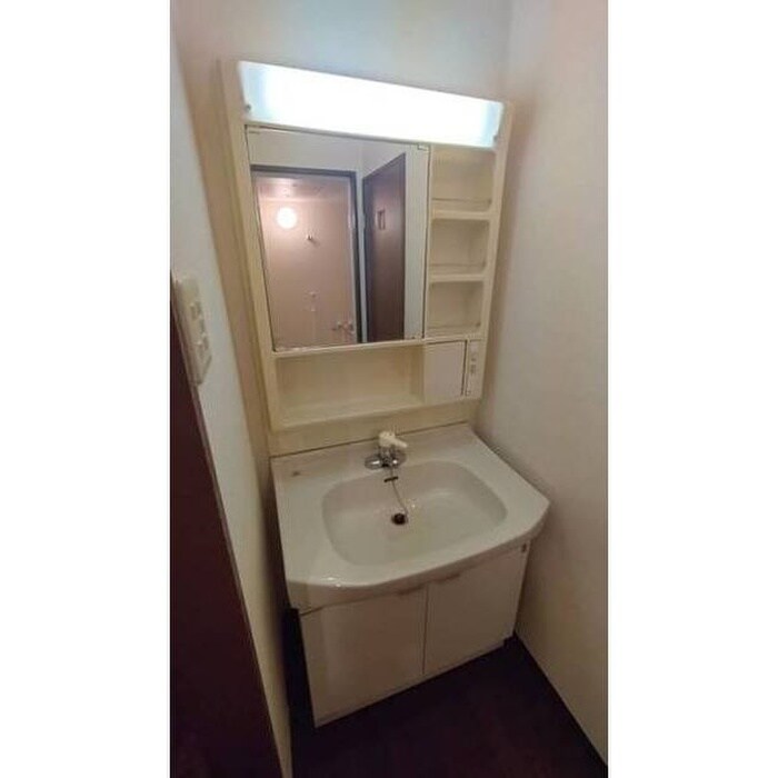 物件内観写真9　(洗面)