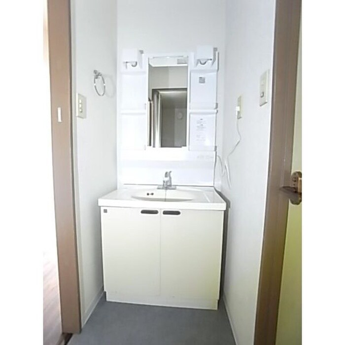 物件内観写真10　(洗面)