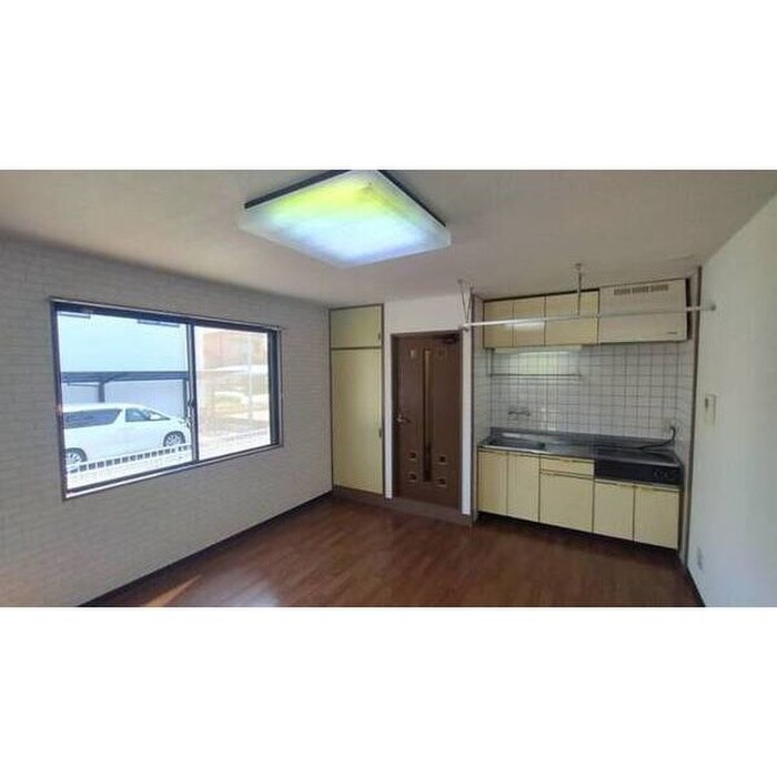 物件内観写真10　(居室)