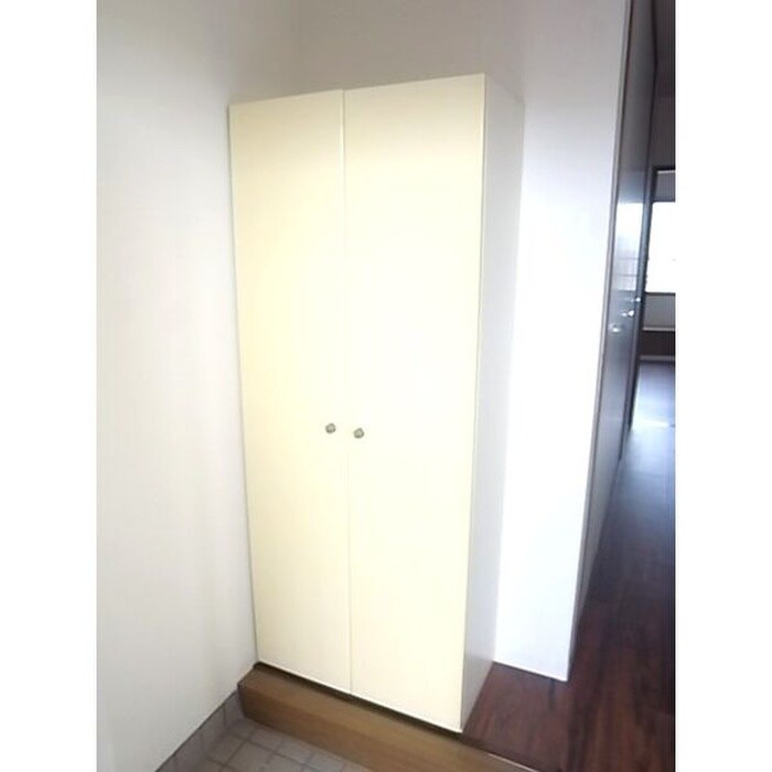 物件内観写真12　(靴箱)