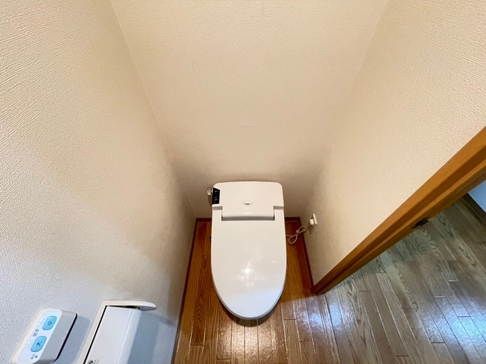 物件内観写真15　(トイレ)