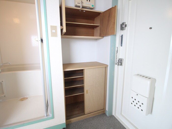 物件内観写真18　(靴箱)