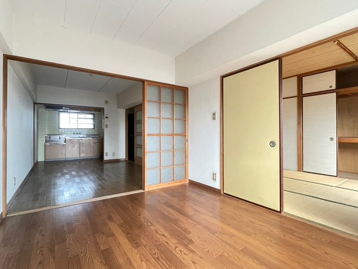 物件内観写真8　(居室)