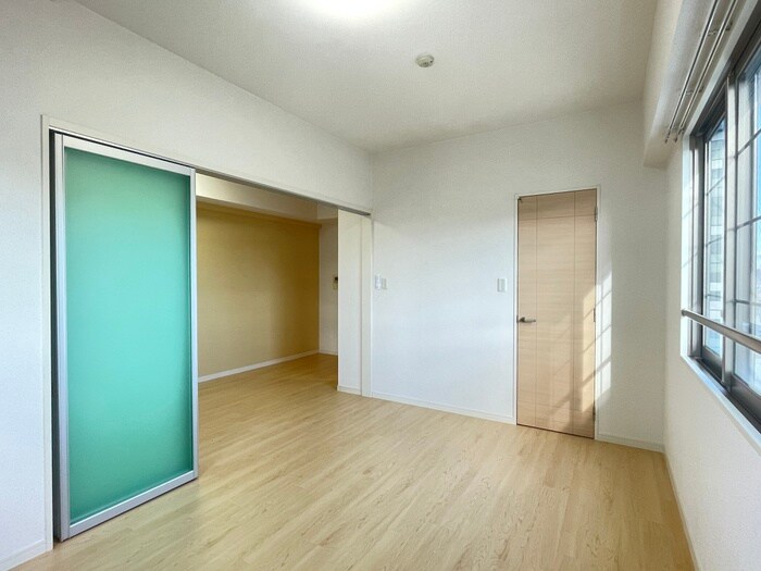 物件内観写真8　(居室)