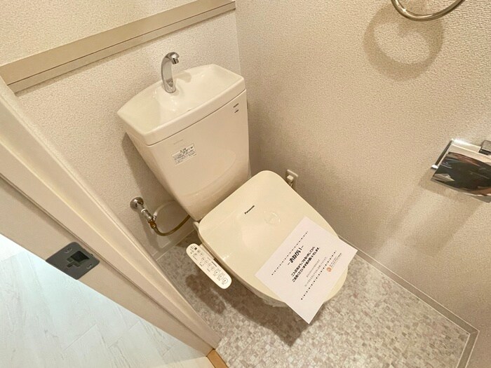 物件内観写真13　(トイレ)