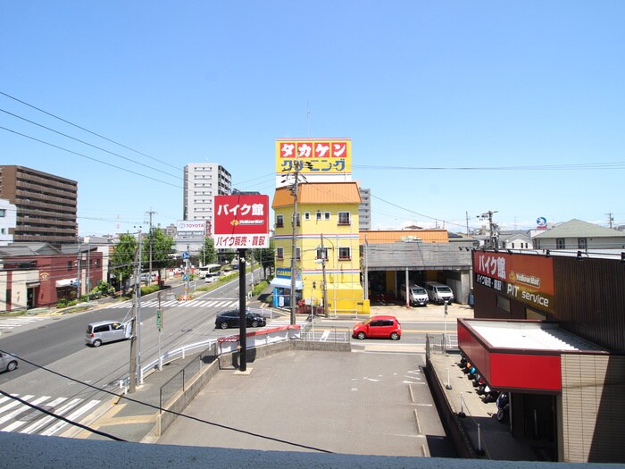 物件内観写真17　(室内からの展望)