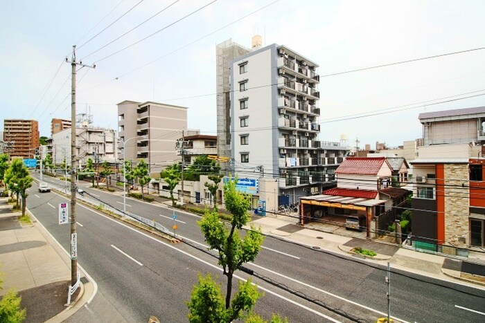 物件内観写真15　(室内からの展望)