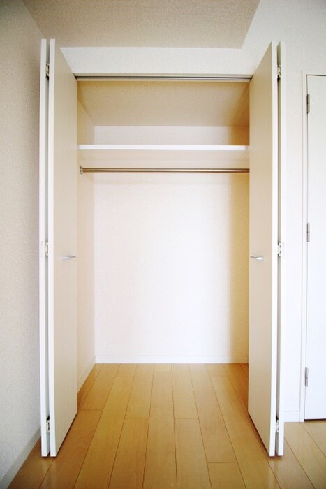 物件内観写真16　(収納)