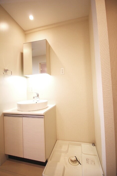 物件内観写真17　(洗濯機置場)