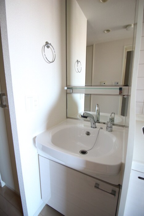 物件内観写真11　(洗面)