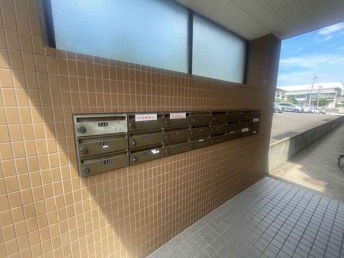 物件外観写真2　(建物設備)