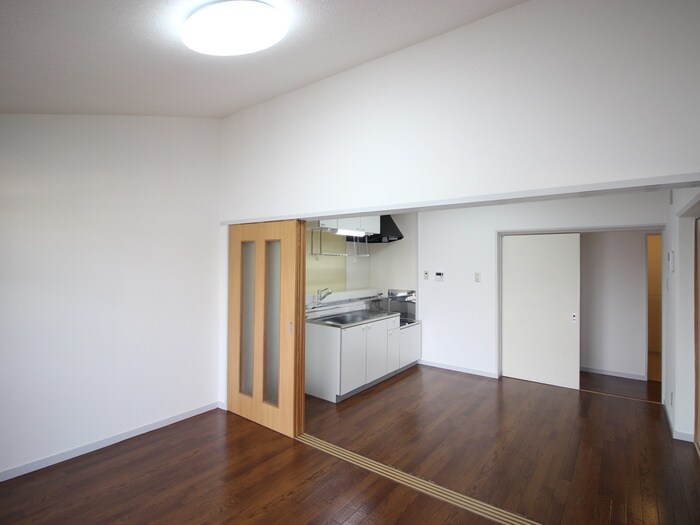 物件内観写真5　(居室)