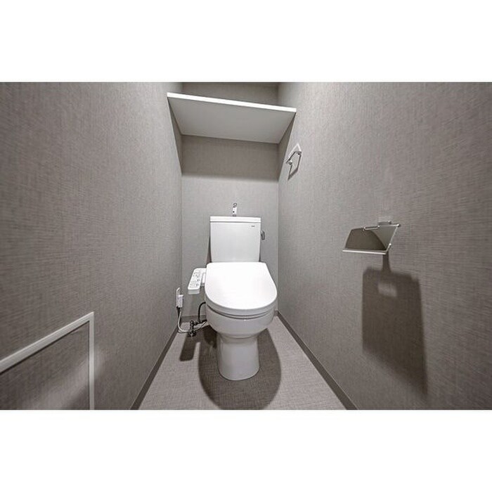 物件内観写真12　(トイレ)